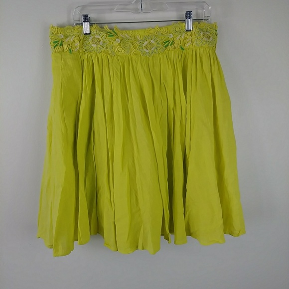 Anthropologie Dresses & Skirts - ANTHROPOLOGIE FLOREAT SKIRT EMBROIDERED FLORAL